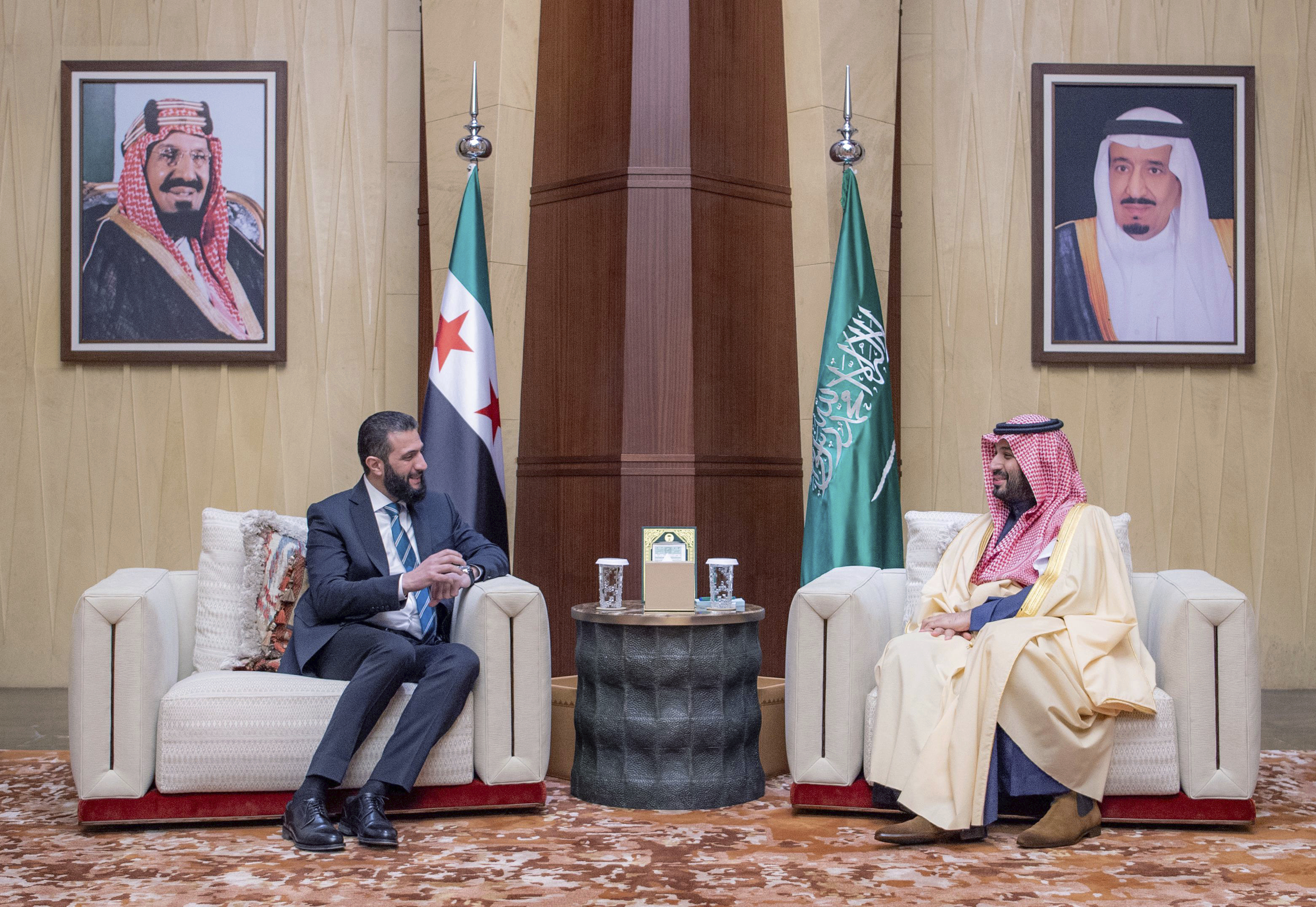 Crown Prince Mohammed bin Salman meets Syrian interim President Ahmed Al-Shra in the royal palace of Saudi Arabia.