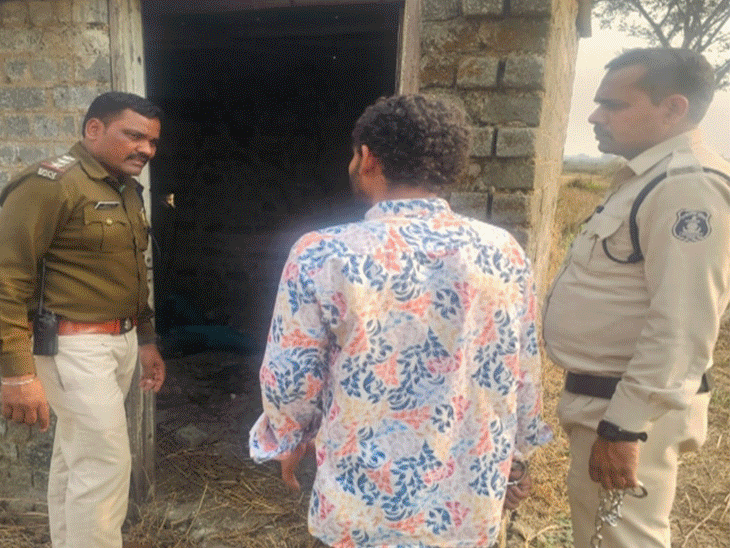 कॉल डिटेल और मोबाइल की जांच के बाद पुलिस आरोपी तक पहुंच पाई। - Dainik Bhaskar