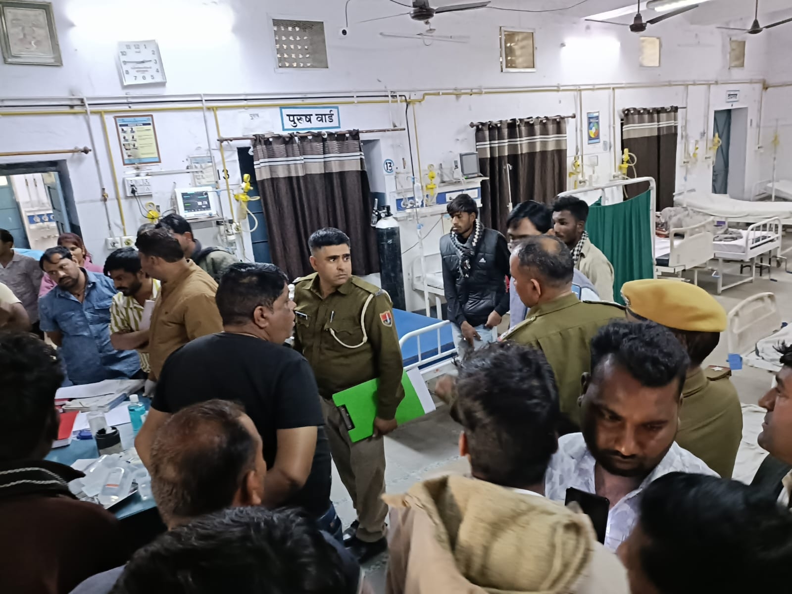 छोटीसादड़ी अस्पताल में शवों का पोस्टमॉर्टम कराकर परिजनों को सौंप दिया।