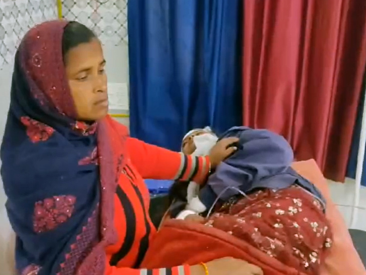 Rayr rup से से e जख ktur बच r को r को raur को rurिमcur ruraur rabraur kasta kayn