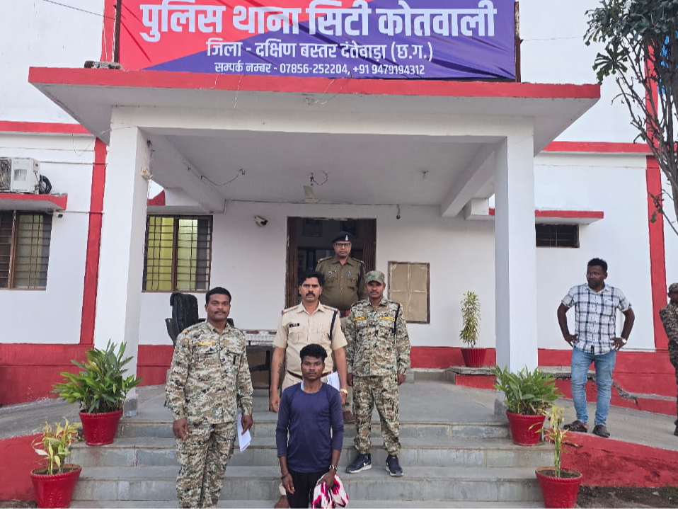 पिता की हत्या का आरोपी बेटा गिरफ्तार। - Dainik Bhaskar