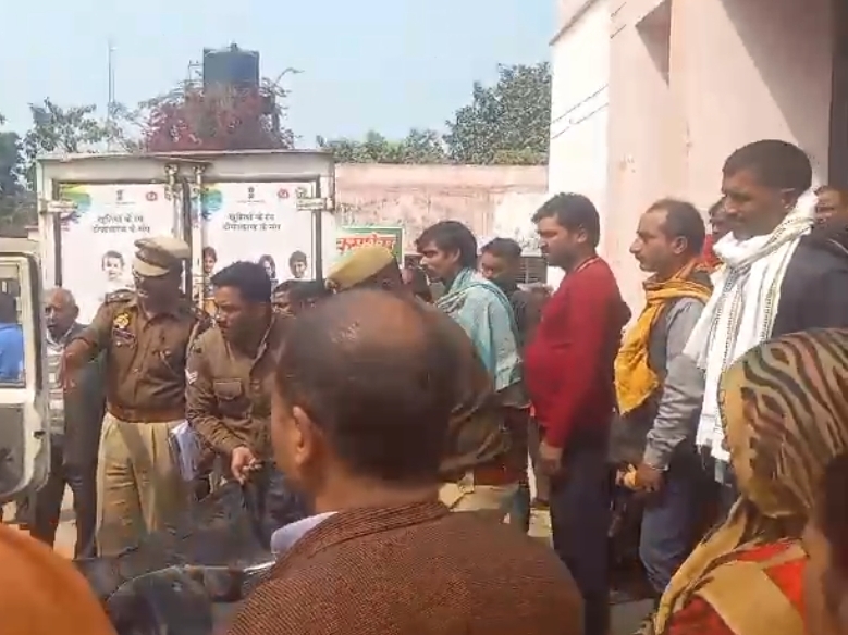 पुलिस ने शव का पंचनामा कराया।