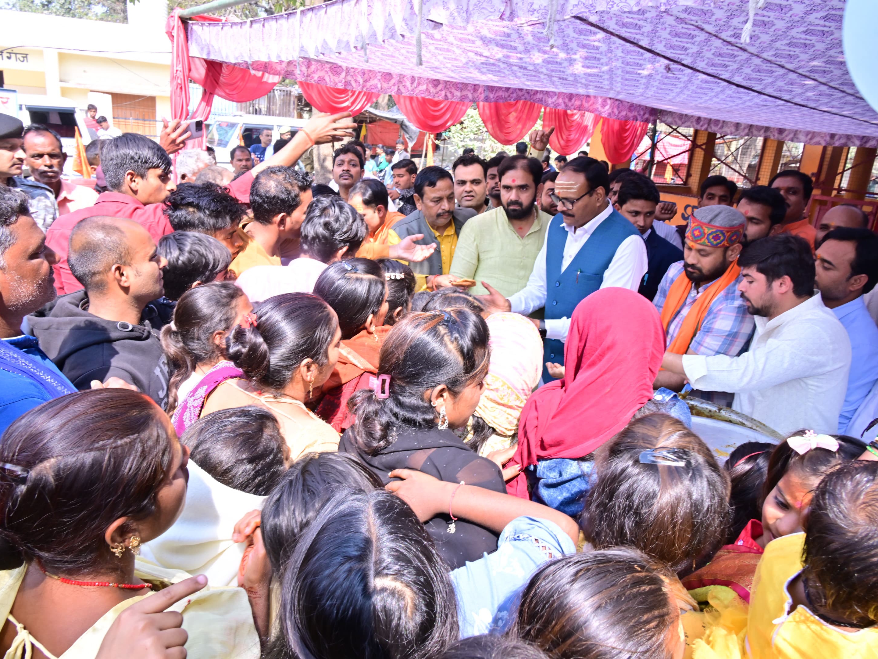 Kalever Rav Deputy Chief Minister reached Kalever Baba Temple on Mahashivratri