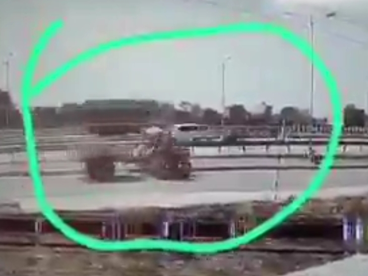 Hit and Run: Elderly man dies after being crushed by tractor | हिट एंड ...
