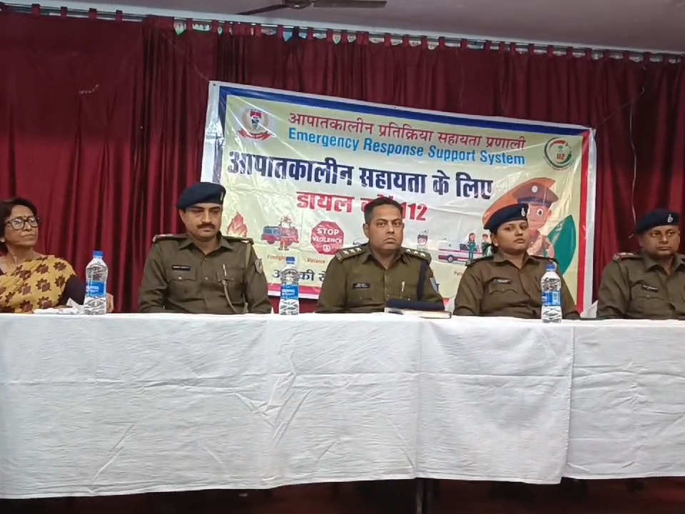 साइबर डीएसपी सीसीआर सुमित कुमार ने कहा- एक मॉनिटरिंग टीम सूचना मिलने से लेकर मदद पहुंचने तक पूरी प्रक्रिया पर नजर रखती है।