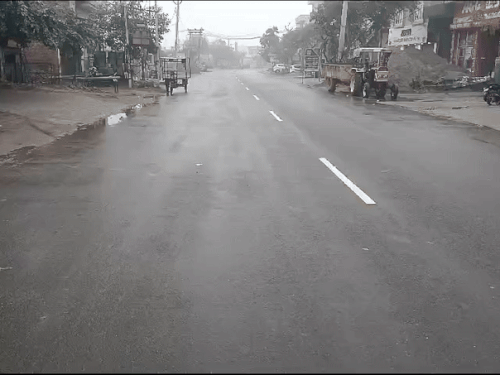 ਸਵੇਰ ਦੀ ਬਾਰਸ਼ ਤੋਂ ਬਾਅਦ ਸਿਰਸਾ ਦੇ ਮੌਸਮ ਕੋਲ ਠੰਡਾ ਰਿਹਾ.