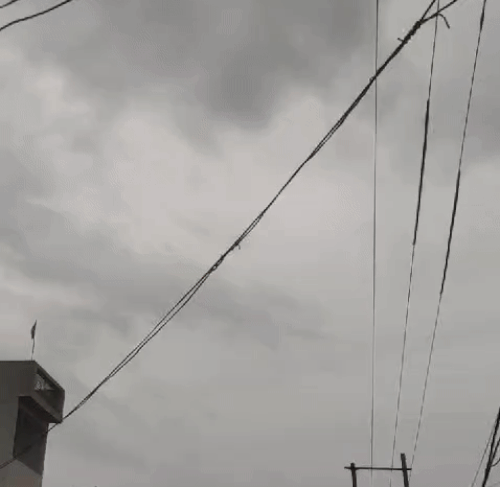 ਮਹਿੰਦਰਗੜ ਇਸ ਸਮੇਂ ਬੱਦਲਵਾਈ ਹੈ. ਕਿਸੇ ਵੀ ਸਮੇਂ ਇੱਥੇ ਮੀਂਹ ਸ਼ੁਰੂ ਹੋ ਸਕਦਾ ਹੈ.