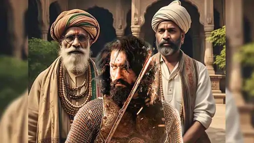 फिल्म में गणोजी और कान्होजी, संभाजी महाराज को धोखा देकर औरंगजेब के साथ मिलते दिखाए गए हैं।