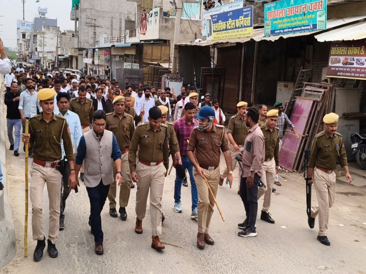 किशनगढ़ में बंद के दौरान पुलिस जाब्ता तैनात है।मामले में अब तक कुल 13 आरोपियों को गिरफ्तार किया गया है। जिनमें 8 आरोपी जेल में है।