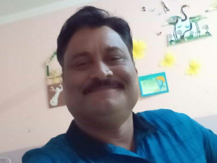 रामसिंह जांगिड़, मस्कट से 20 दिन पहले ही गांव लौटे थे।