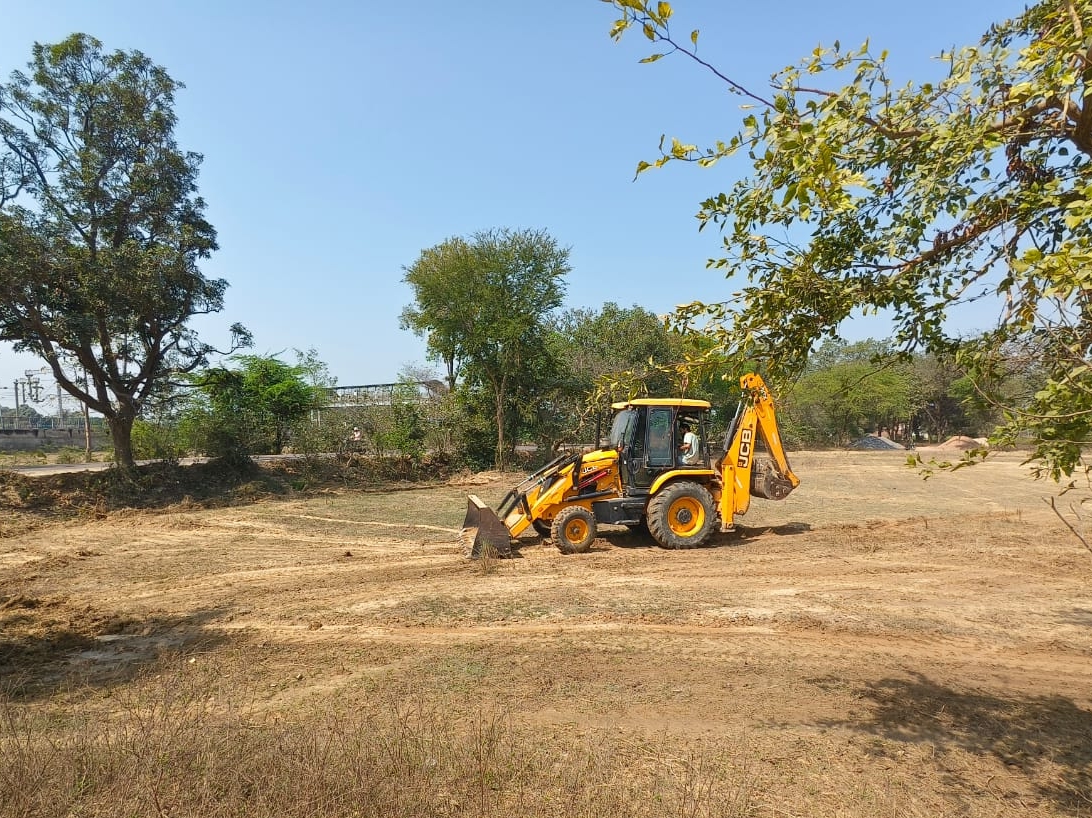 ठेंगहा नाइट क्रिकेट टूर्नामेंट: अमेठी में रोमांचक मुकाबलों की शुरुआत