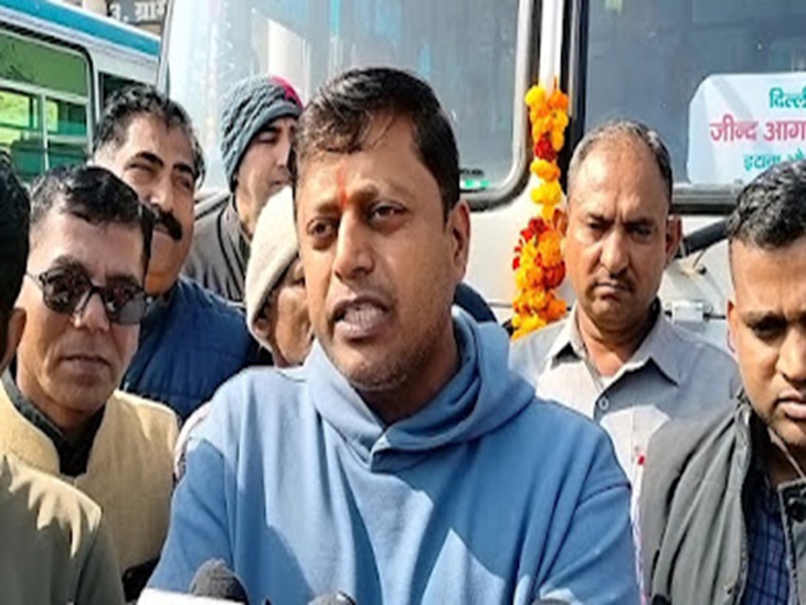 रोडवेज महाप्रबंधक राहुल जैन।