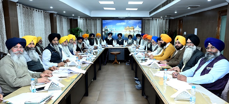 ਐਸਜੀਪੀਸੀ ਕਮੇਟੀ, ਜਿਸ ਨੇ ਟੇਲਲਸ ਨੂੰ ਬਦਲਣ ਦਾ ਫੈਸਲਾ ਕੀਤਾ.