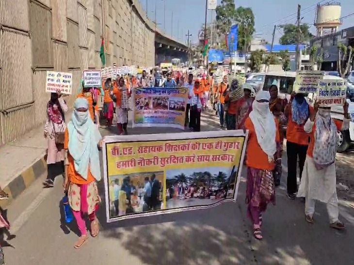 सरकार से जल्द बहाली करने की मांग