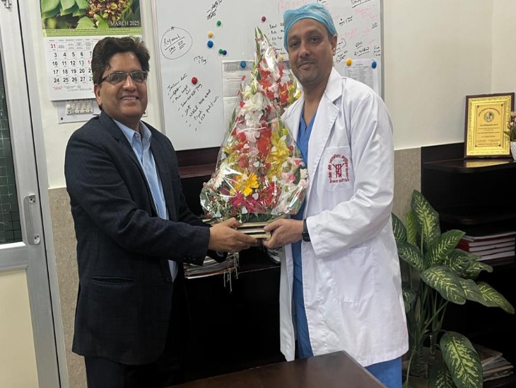 UP - Lucknow - SGPGI Dr. Devendra Gupta became the CMS of SGPGI, Dr ...