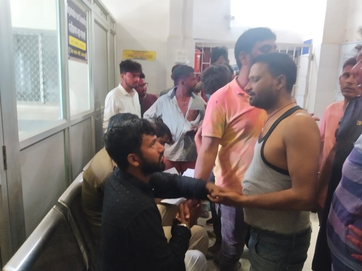 2 killed, 1 injured in road accident in Aurangabad | औरंगाबाद में सड़क ...