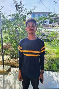 बच्ची से रेप का आरोपी मोहम्मद सरजू कंस्ट्रक्शन साइट पर मुंशी का काम करता है।