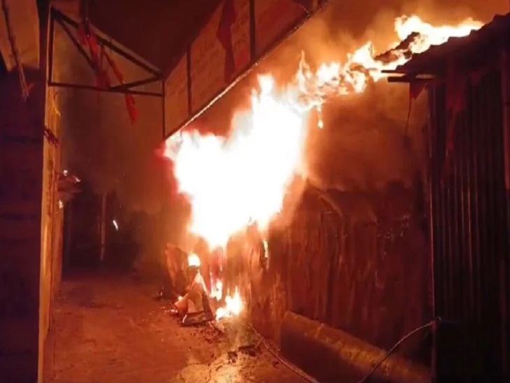 5 दुकानों तक फैली आग