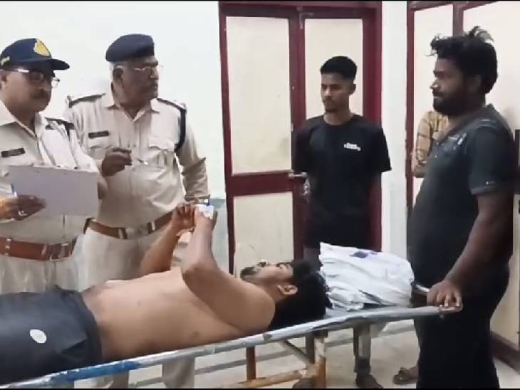 घटना की जानकारी मिलते ही पुलिस घायल और परिजनों के बयान लेने अस्पताल पहुंची।