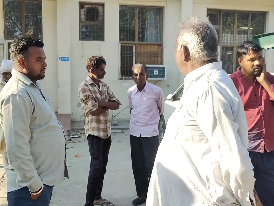 ਮ੍ਰਿਤਕ ਦਾ ਪਰਿਵਾਰ ਹਸਪਤਾਲ ਤੋਂ ਬਾਹਰ ਮੌਜੂਦ ਸੀ.