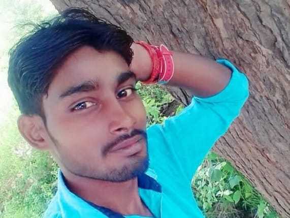 युवक का शव बाग में मिला था। - Dainik Bhaskar