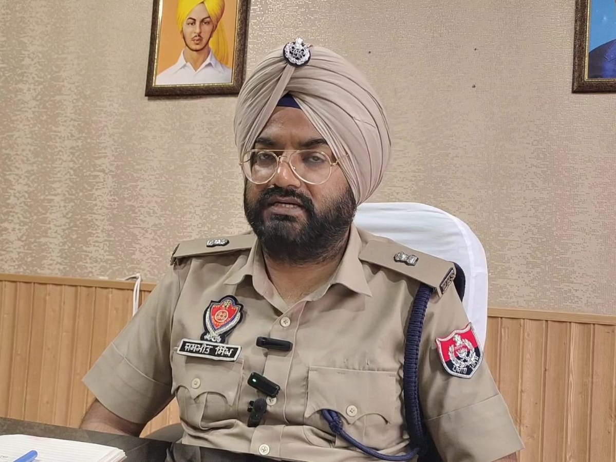 ਐਸਪੀ ਜੈਸਮੀਤ ਸਿੰਘ ਜਾਣਕਾਰੀ ਦਿੰਦੇ ਹੋਏ.