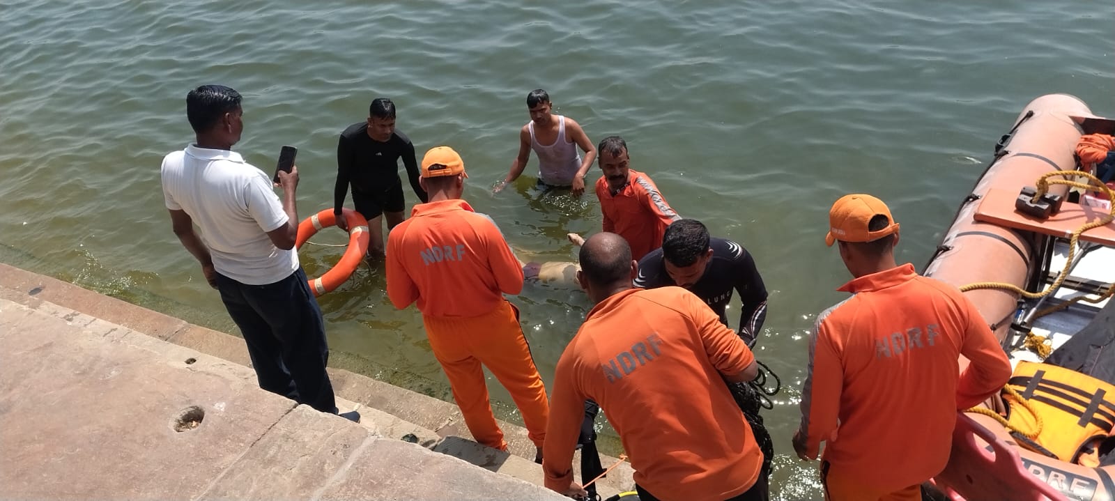 A young man drowned at Balaji Ghat while taking bath in the Ganga ...