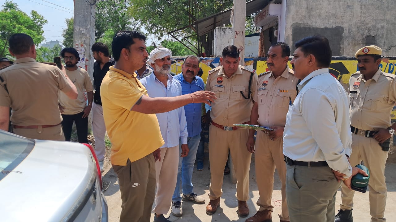 ਏਸੀਪੀ ਦੇ ਰਾਹੁਲ ਦੇਵ ਪੇਡਿਟ ਤੋਂ ਕੇਸ ਲੈ ਰਿਹਾ ਹੈ