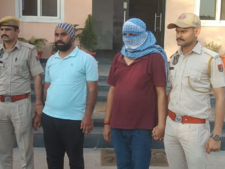 आरोपी जगजीत सिंह और करण एक ही स्कूल में पढ़े हुए हैं।