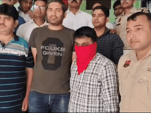 ਟੀਮ ਨੇ ਮੁਲਜ਼ਮ ਨੂੰ ਗ੍ਰਿਫਤਾਰ ਕੀਤਾ