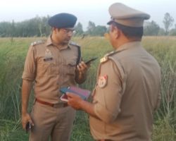 DCP साउथ निपुण अग्रवाल ने घटनास्थल पर फारेंसिक टीम बुलाकर साक्ष्य एकत्र करवाए।
