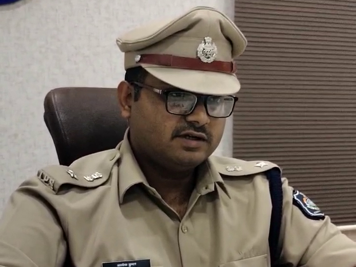 डीसीपी आलोक कुमार।