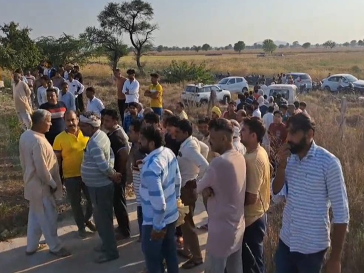 ਮੌਕੇ 'ਤੇ ਭੀੜ ਇਕੱਠੀ ਹੋ ਗਈ. (ਫਾਈਲ ਫੋਟੋ)