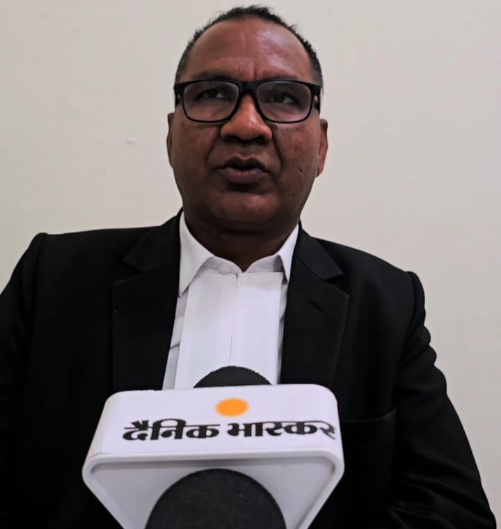 स्पेशल प्रोसिक्यूटर विजेंद्र सिंह खत्री जानकारी देते हुए