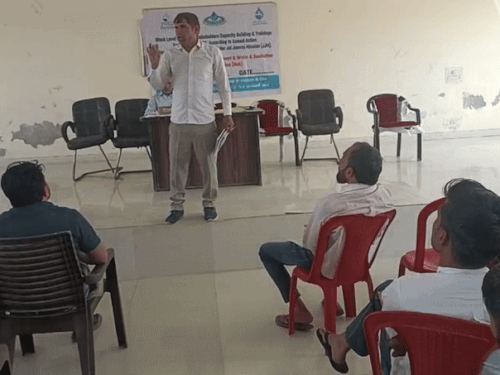 ਸਰਪੰਚ ਪਾਣੀ ਦੀ ਸੰਭਾਲ ਲਈ ਵਰਕਸ਼ਾਪ ਵਿਚ ਹਿੱਸਾ ਲੈਣ ਵਾਲਾ