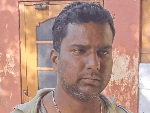 ਡਿਲਿਵਰੀ ਲੜਕੇ ਗੌਰਵ ਗਗਤ