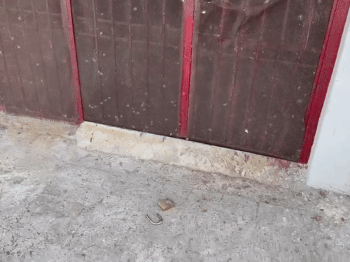 ਲਾਕ ਟੁੱਟ ਗਿਆ ਜਦੋਂ ਕੋਈ ਕੁੰਜੀ ਨਹੀਂ ਸੀ.