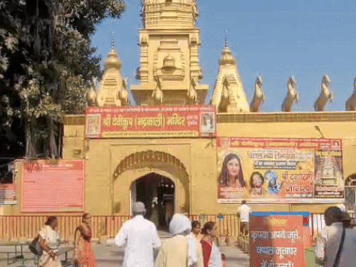 ਸਪੈਸ਼ਲ ਪੂਜਾ ਨੇ ਨੋਵੈਰਡੀ ਕੁਦਦਰਕਾਲੀ ਮੰਦਰ ਦੇ ਦੇਵੀ ਦੇਵਤਾ ਦੇ ਮੌਕੇ ਤੇ ਕੀਤਾ ਜਾਂਦਾ ਹੈ.