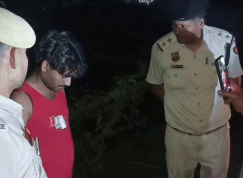 ਦੋਸ਼ੀਆਂ ਨੂੰ ਪੁੱਛਗਿੱਛ ਕਰ ਰਹੀ ਪੁਲਿਸ.