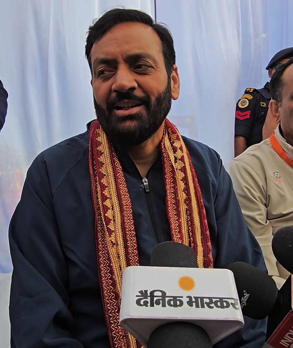 ਸੈਮੀ ਨਾਇਬ ਸੈਣੀ ਸੋਨੀਪਤ ਵਿੱਚ ਗੱਲ ਕਰ ਰਹੀ ਹੈ