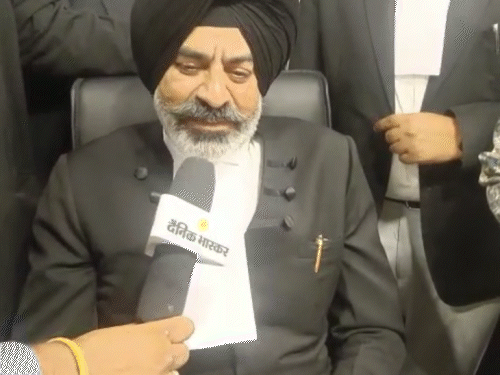 ਏ.ਆਈ.ਡੀ. ਦੇ ਅਹੁਦੇ 'ਤੇ ਵਿਚਾਰ ਕੀਤਾ ਸੀ.