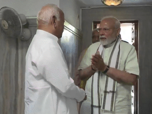 PM Narendra Modi Nagpur RSS Headquarters Visit Update | Mohan Bhagwat |  मोदी बोले- RSS अमर संस्कृति का वट वृक्ष: स्वयंसेवक का जीवन निस्वार्थ; हम  देव से देश, राम से राष्ट्र का