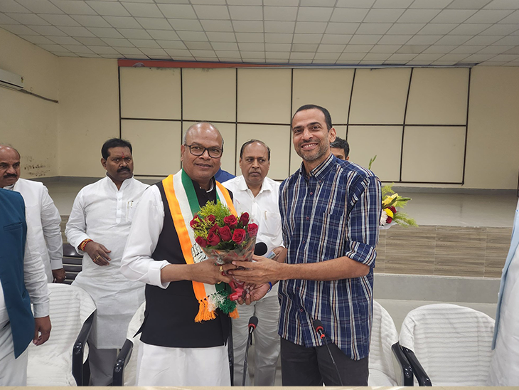 राहुल गांधी की नई राजनीतिक समीकरण के तहत राजेश राम को बिहार कांग्रेस का प्रदेश अध्यक्ष बनाया गया है। उन्हें प्रदेश प्रभारी कृष्णा अल्लावरू का भरोसेमंद माना जा रहा है।
