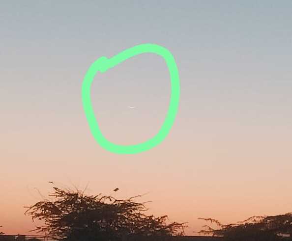 ਚੰਦ ਦੇਰ ਨਾਲ ਸ਼ਾਮ ਨੂੰ ਨੂਹ ਵਿਚ ਪ੍ਰਗਟ ਹੋਇਆ