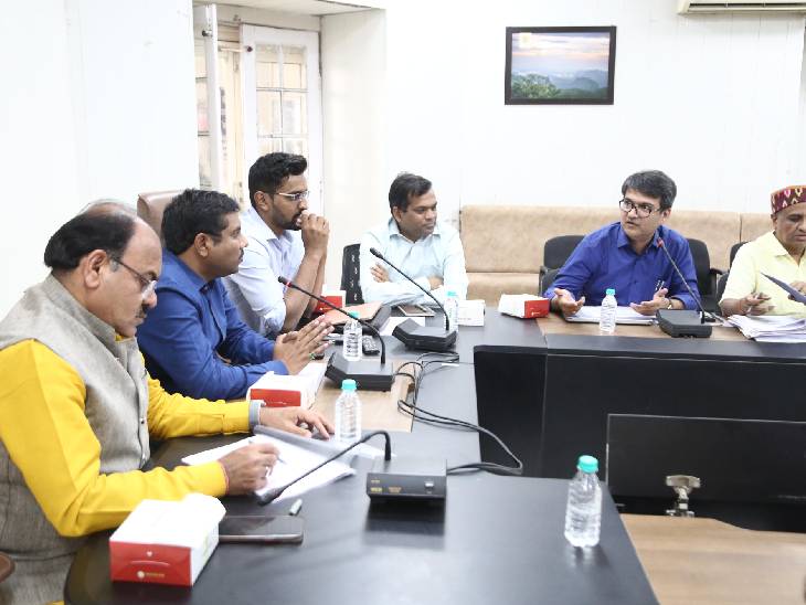 जिला मूल्यांकन समिति की बैठक 27 मार्च को हुई थी। जिसमें गाइडलाइन को फाइनल कर केंद्रीय मूल्यांकन समिति को भेजी गई थी।