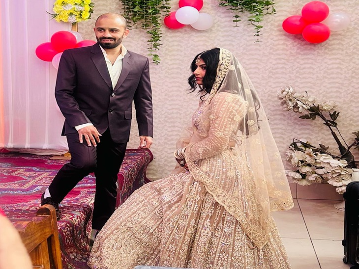 ਅਮਿਤ ਪਾਂਗਲ ਅਤੇ ਅਨਸ਼ੁਲ ਸ਼ਯੋਕੰਦ ਰੁਝੇਵਿਆਂ ਦੇ ਮੌਕੇ ਤੇ.