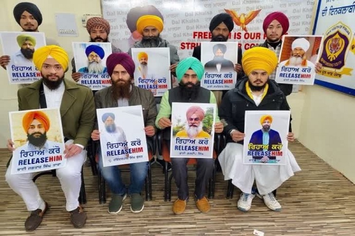 ਸਿੱਖਾਂ ਦੀ ਰਿਹਾਈ ਲਈ ਮੁਹਾਲੀ ਵਿੱਚ ਟਕਰਾਅ ਚਲ ਰਿਹਾ ਹੈ.