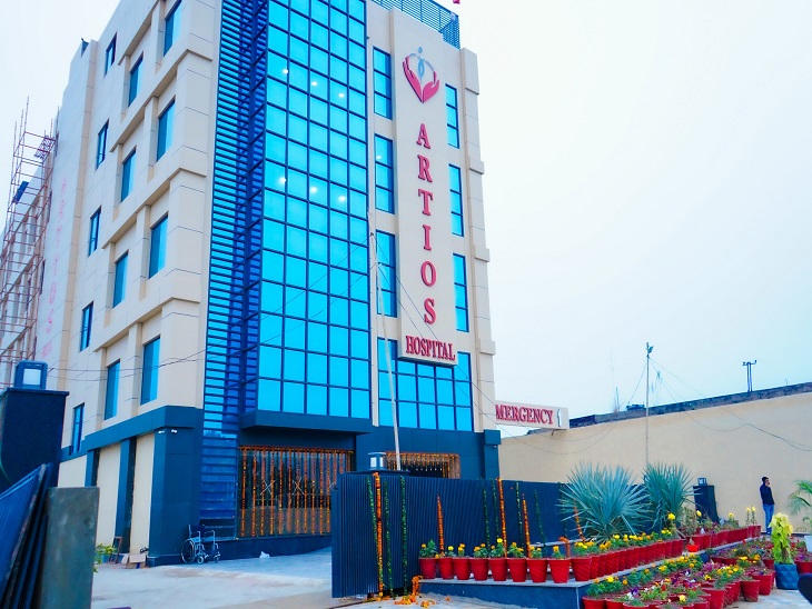 जीटी रोड पर टोल प्लाजा के पास है आर्टियोज अस्पताल, जिसमें नर्स ने चोरी की है। - Dainik Bhaskar