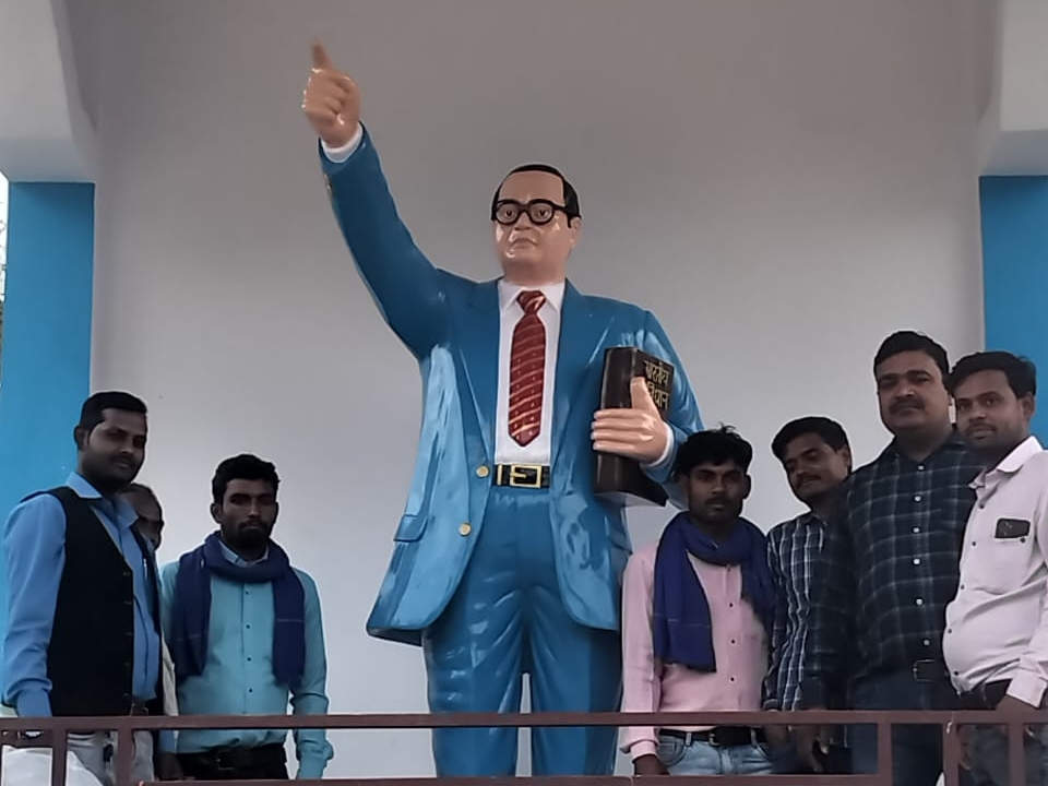 Baba Reary Baba Saheb's statue ready in Makanpur | मकनपुर में बाबा साहब की मूर्ति ...