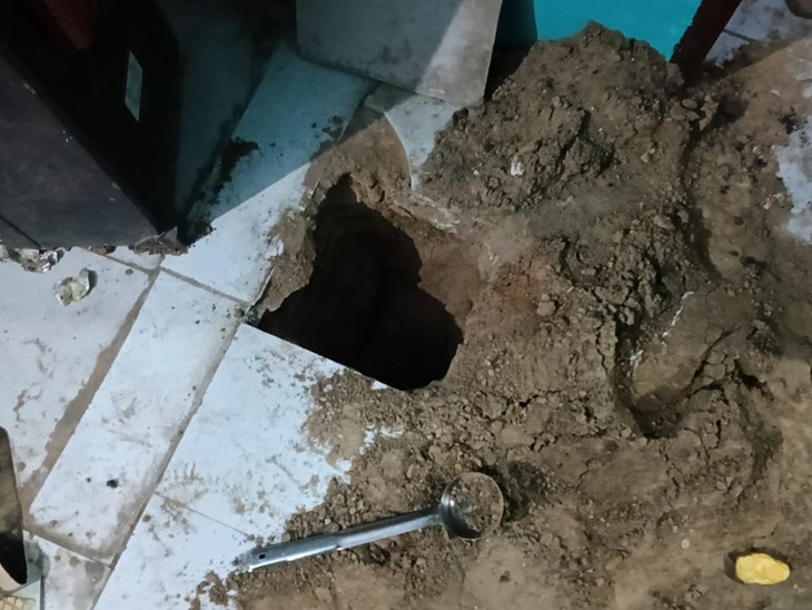 ਰੇਵਾੜੀ ਵਿੱਚ ਸੋਨੇ ਨੂੰ ਹਟਾਉਣ ਲਈ ਕਿਲ੍ਹਾ ਟੁੱਟ ਗਿਆ ਸੀ.